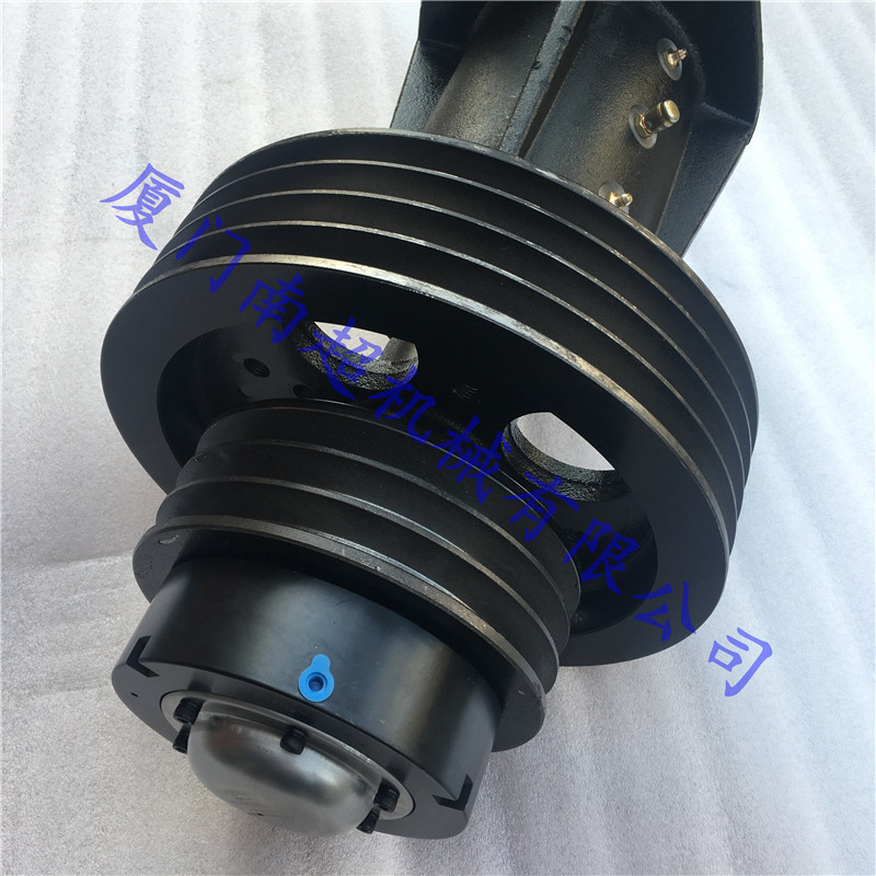 气动离合器输出总成
